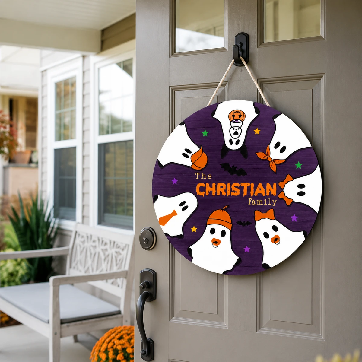 Personalized Halloween Door Sign Custom Family Name, Cute Ghost Family Welcome Sign, Spooky Bat Pumpkin Decor, Rustic Round Front Door Hanging Decoration, Halloween Wall Decor Gift